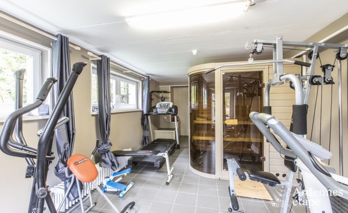 Escapade en pleine nature en Ardenne : Villa spacieuse � Houffalize (Nadrin) pour 28 personnes avec nombreux �quipements et services, animaux bienvenus