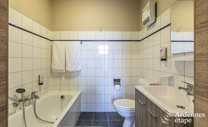 Escapade en pleine nature en Ardenne : Villa spacieuse � Houffalize (Nadrin) pour 18 personnes avec nombreux �quipements et services, animaux bienvenus