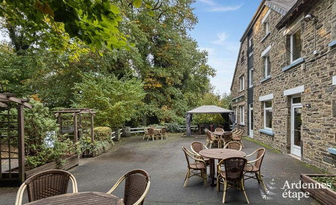 Escapade en pleine nature en Ardenne : Villa spacieuse � Houffalize (Nadrin) pour 18 personnes avec nombreux �quipements et services, animaux bienvenus
