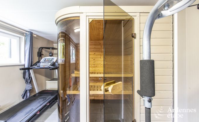 Escapade en pleine nature en Ardenne : Villa spacieuse � Houffalize (Nadrin) pour 18 personnes avec nombreux �quipements et services, animaux bienvenus