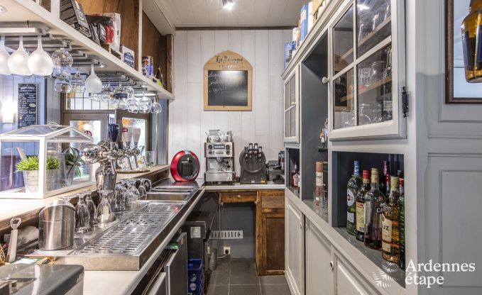 Escapade en pleine nature en Ardenne : Villa spacieuse � Houffalize (Nadrin) pour 18 personnes avec nombreux �quipements et services, animaux bienvenus