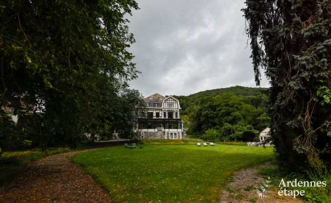 Villa de Luxe  Namur pour 21/25 personnes en Ardenne