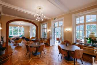 Villa de luxe pour 21/25 personnes à Wépion, près de Namur