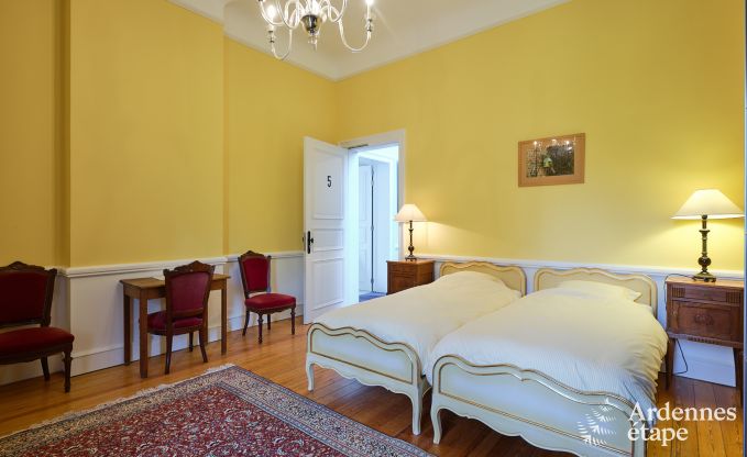 Magnifique chteau rnov avec piscine  Nassogne, Ardenne