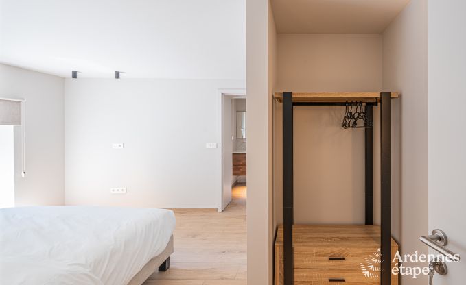 Villa luxueuse  Nassogne avec jacuzzi, 6 chambres et 6 salles de bains