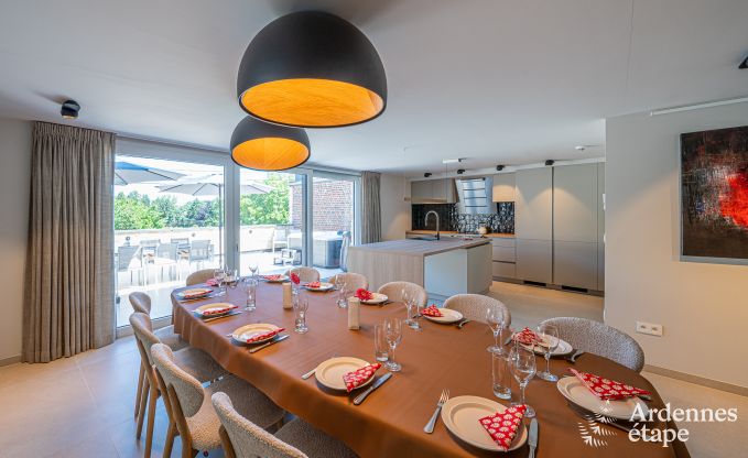Villa luxueuse  Nassogne avec jacuzzi, 6 chambres et 6 salles de bains