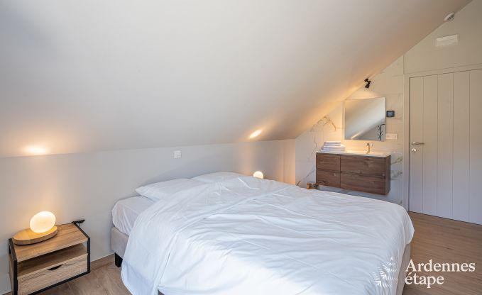 Villa luxueuse  Nassogne avec jacuzzi, 6 chambres et 6 salles de bains