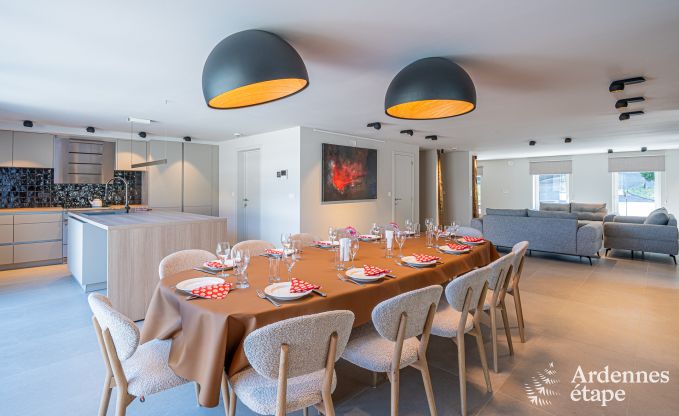 Villa luxueuse  Nassogne avec jacuzzi, 6 chambres et 6 salles de bains