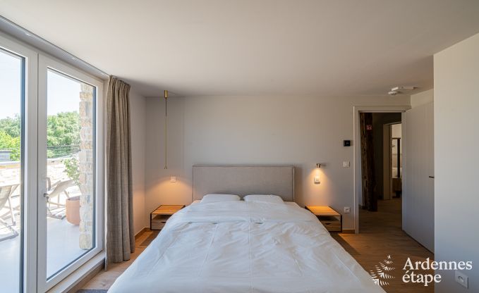 Villa luxueuse  Nassogne avec jacuzzi, 6 chambres et 6 salles de bains