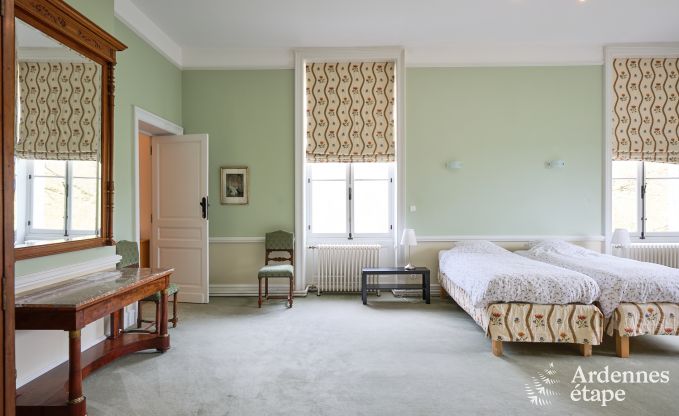 Magnifique chteau rnov avec piscine  Nassogne, Ardenne