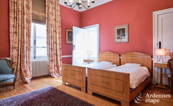 Magnifique chteau rnov avec piscine  Nassogne, Ardenne