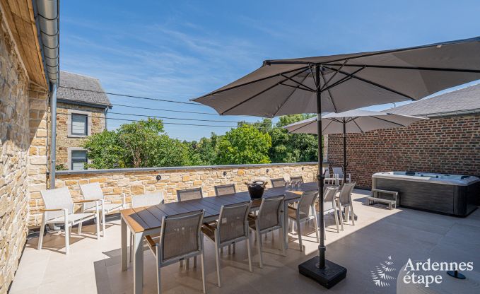 Villa luxueuse  Nassogne avec jacuzzi, 6 chambres et 6 salles de bains