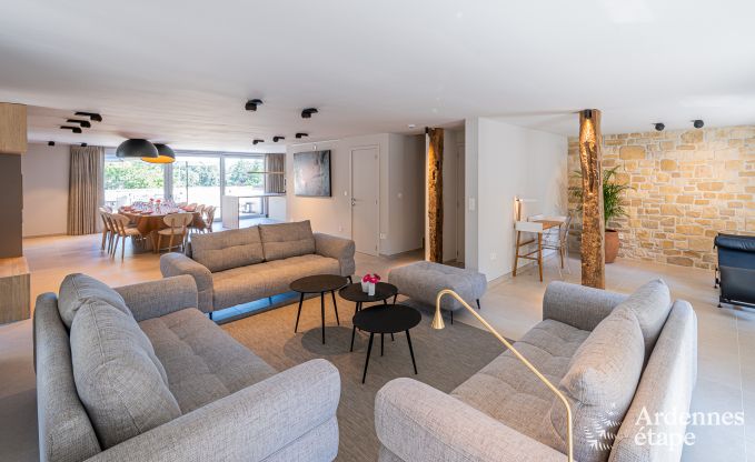 Villa luxueuse  Nassogne avec jacuzzi, 6 chambres et 6 salles de bains
