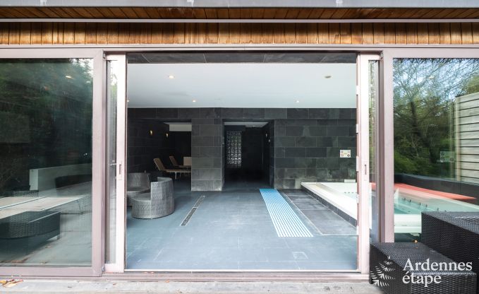 Villa de luxe  Neufchteau pour 20 personnes avec grand espace bien-tre
