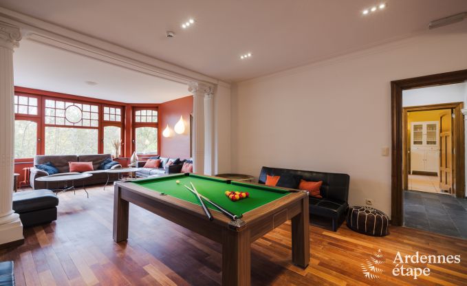 Villa de luxe  Neufchteau pour 20 personnes avec grand espace bien-tre
