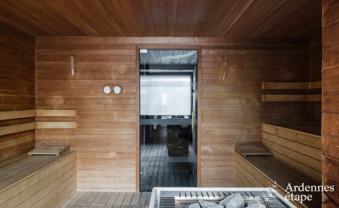 Villa de luxe � Neufch�teau pour 20 personnes avec grand espace bien-�tre