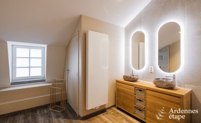 Villa de luxe � Neufch�teau pour 20 personnes avec grand espace bien-�tre