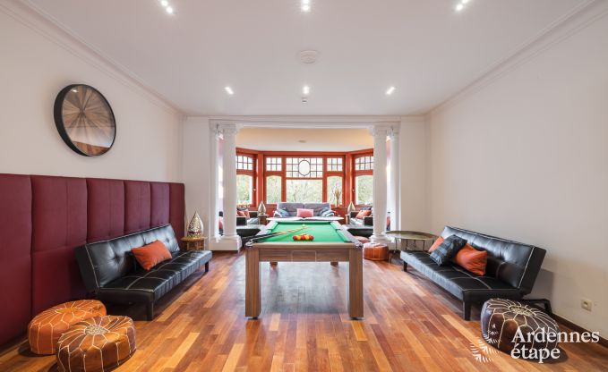 Villa de luxe � Neufch�teau pour 20 personnes avec grand espace bien-�tre