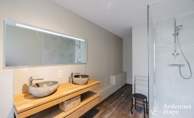 Villa de luxe � Neufch�teau pour 20 personnes avec grand espace bien-�tre