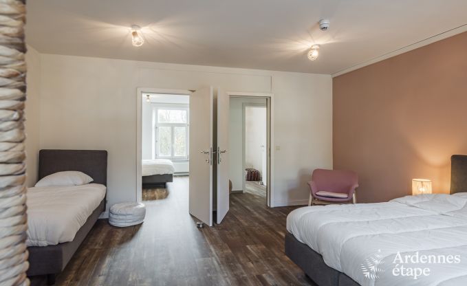 Villa de luxe � Neufch�teau pour 20 personnes avec grand espace bien-�tre