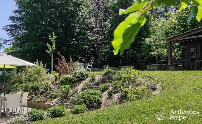 Maison de vacances confortable � Neufch�teau, id�ale pour 15 personnes, avec jacuzzi, sauna et �quipements de jeu