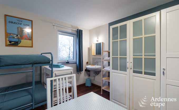 Maison de vacances confortable � Neufch�teau, id�ale pour 15 personnes, avec jacuzzi, sauna et �quipements de jeu