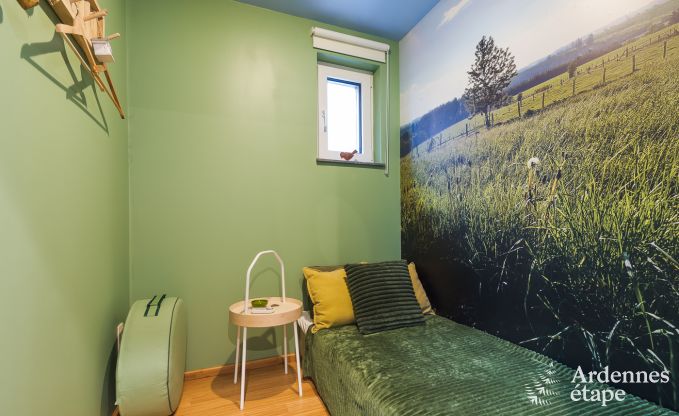 Maison de vacances confortable � Neufch�teau, id�ale pour 15 personnes, avec jacuzzi, sauna et �quipements de jeu