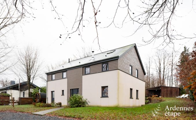 Maison de vacances confortable � Neufch�teau, id�ale pour 15 personnes, avec jacuzzi, sauna et �quipements de jeu