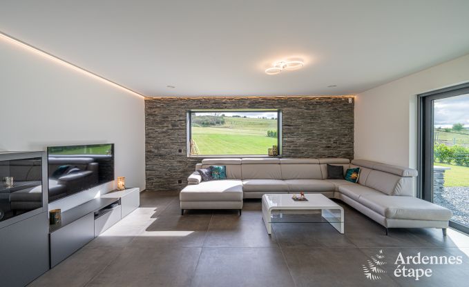 Villa de luxe avec piscine int�rieure � Neufch�teau pour 8 personnes, parfaite pour familles et couples