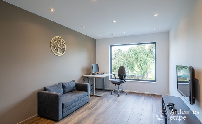 Villa de luxe avec piscine int�rieure � Neufch�teau pour 8 personnes, parfaite pour familles et couples