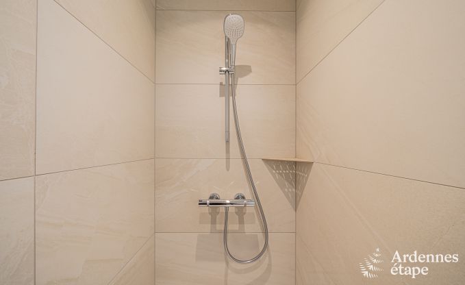 Villa de luxe avec piscine int�rieure � Neufch�teau pour 8 personnes, parfaite pour familles et couples