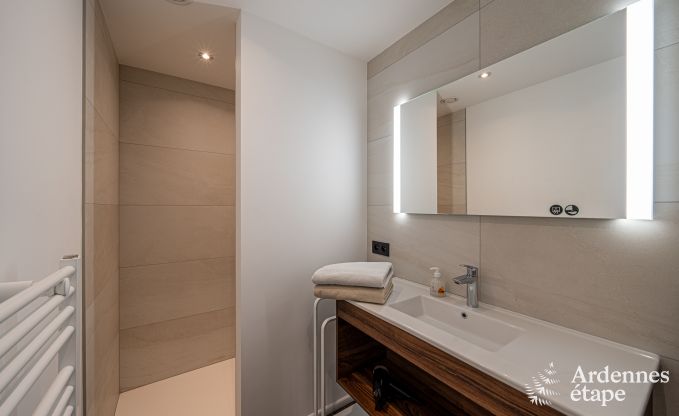 Villa de luxe avec piscine int�rieure � Neufch�teau pour 8 personnes, parfaite pour familles et couples