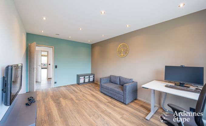 Villa de luxe avec piscine int�rieure � Neufch�teau pour 8 personnes, parfaite pour familles et couples