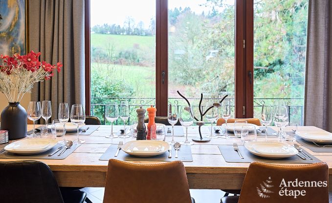 Maison de vacances � Onhaye avec piscine, jacuzzi, sauna et salles de jeux pour 14 personnes pr�s de Dinant
