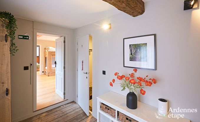 Maison de vacances � Onhaye avec piscine, jacuzzi, sauna et salles de jeux pour 14 personnes pr�s de Dinant