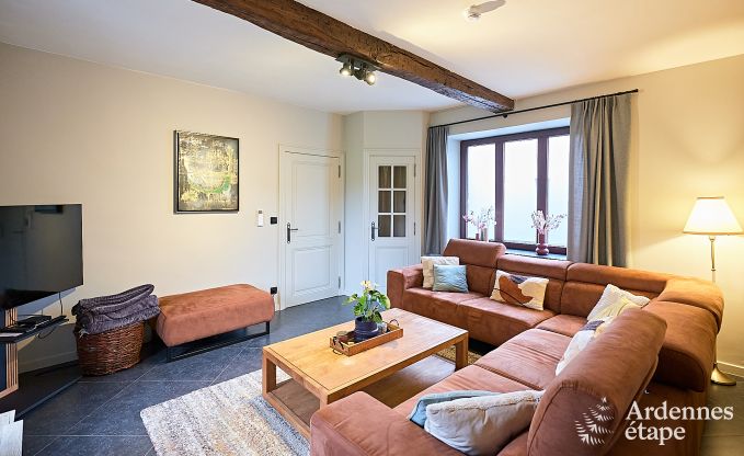 Maison de vacances � Onhaye avec piscine, jacuzzi, sauna et salles de jeux pour 14 personnes pr�s de Dinant