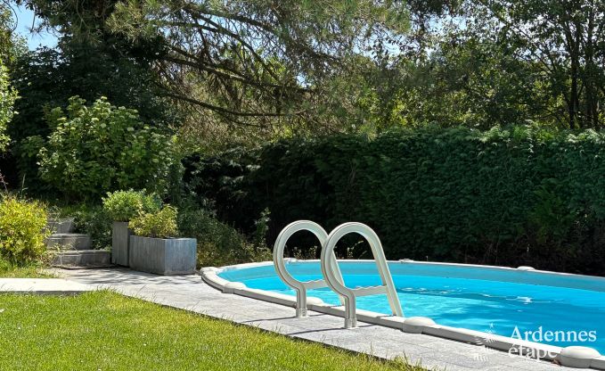 Maison de vacances � Onhaye avec piscine, jacuzzi, sauna et salles de jeux pour 14 personnes pr�s de Dinant