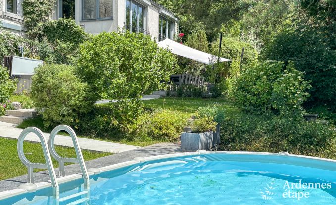 Maison de vacances � Onhaye avec piscine, jacuzzi, sauna et salles de jeux pour 14 personnes pr�s de Dinant