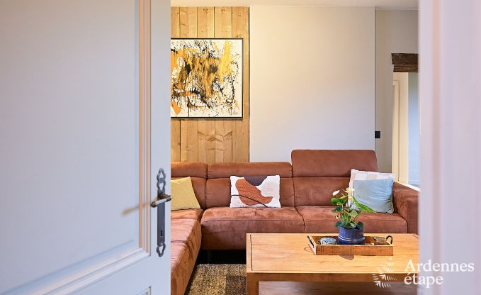 Maison de vacances � Onhaye avec piscine, jacuzzi, sauna et salles de jeux pour 14 personnes pr�s de Dinant