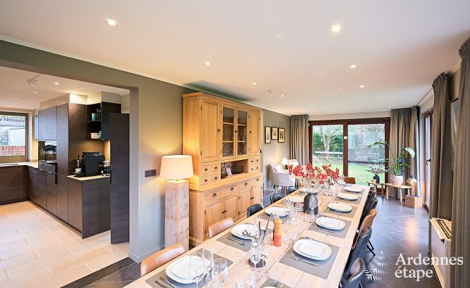 Maison de vacances � Onhaye avec piscine, jacuzzi, sauna et salles de jeux pour 14 personnes pr�s de Dinant