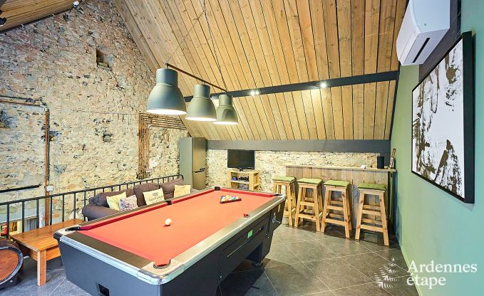 Maison de vacances � Onhaye avec piscine, jacuzzi, sauna et salles de jeux pour 14 personnes pr�s de Dinant