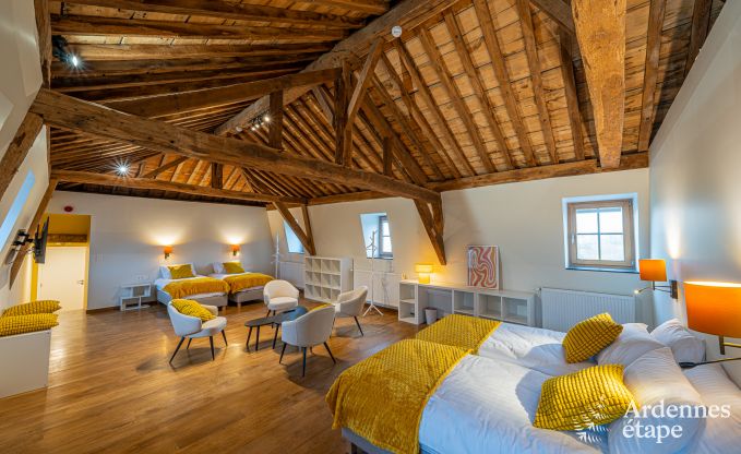 Chteau de luxe pour 30 personnes  Ouffet avec 14 chambres, 12 salles de bains, piscine intrieure, sauna et jardin priv