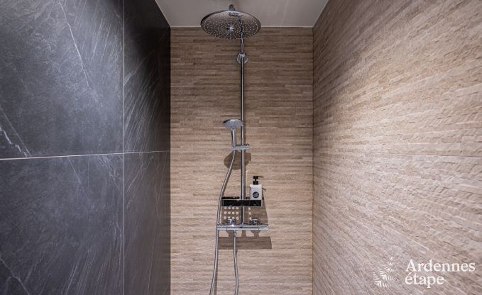 Chteau de luxe pour 30 personnes  Ouffet avec 14 chambres, 12 salles de bains, piscine intrieure, sauna et jardin priv