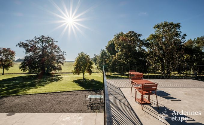 Chteau de luxe pour 30 personnes  Ouffet avec 14 chambres, 12 salles de bains, piscine intrieure, sauna et jardin priv
