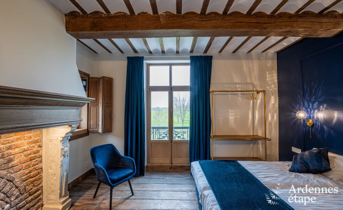 Chteau de luxe pour 30 personnes  Ouffet avec 14 chambres, 12 salles de bains, piscine intrieure, sauna et jardin priv