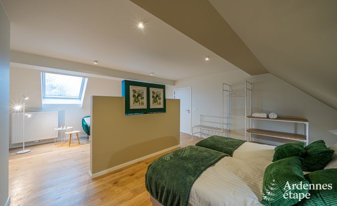 Chteau de luxe pour 30 personnes  Ouffet avec 14 chambres, 12 salles de bains, piscine intrieure, sauna et jardin priv