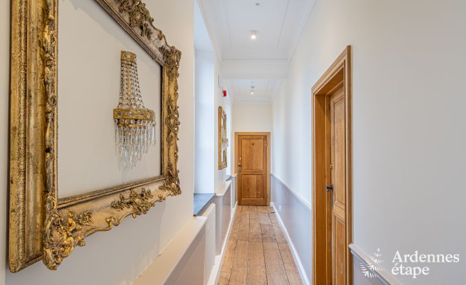 Chteau de luxe pour 30 personnes  Ouffet avec 14 chambres, 12 salles de bains, piscine intrieure, sauna et jardin priv