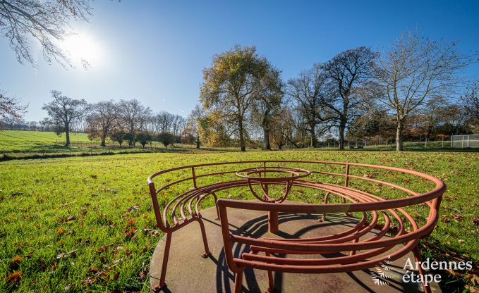 Chteau de luxe pour 30 personnes  Ouffet avec 14 chambres, 12 salles de bains, piscine intrieure, sauna et jardin priv