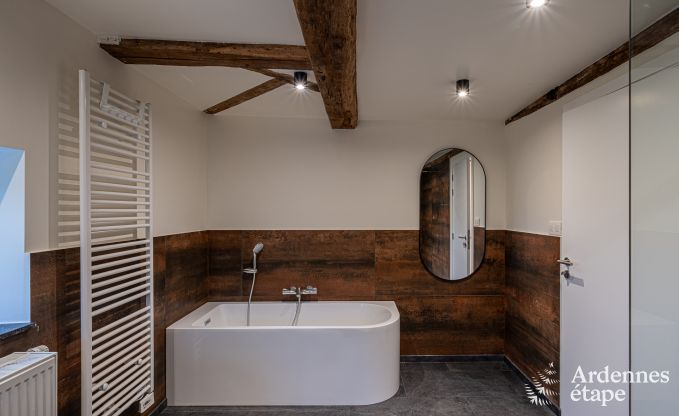 Chteau de luxe pour 30 personnes  Ouffet avec 14 chambres, 12 salles de bains, piscine intrieure, sauna et jardin priv