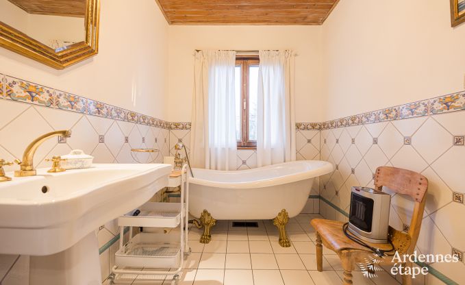 Charmante, maison chien admis � Ouffet, Ardenne